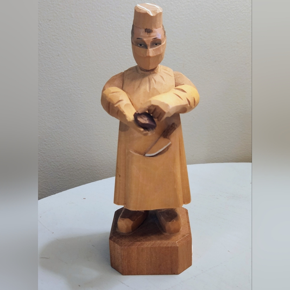 Vintage Anri Hand Carved Wood Figurine Physicians Heart Surgeon Doctor